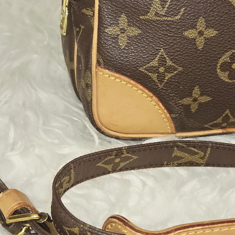 Louis Vuitton Monogram Brown and Tan Crossbody Bag - Picture 12 of 16